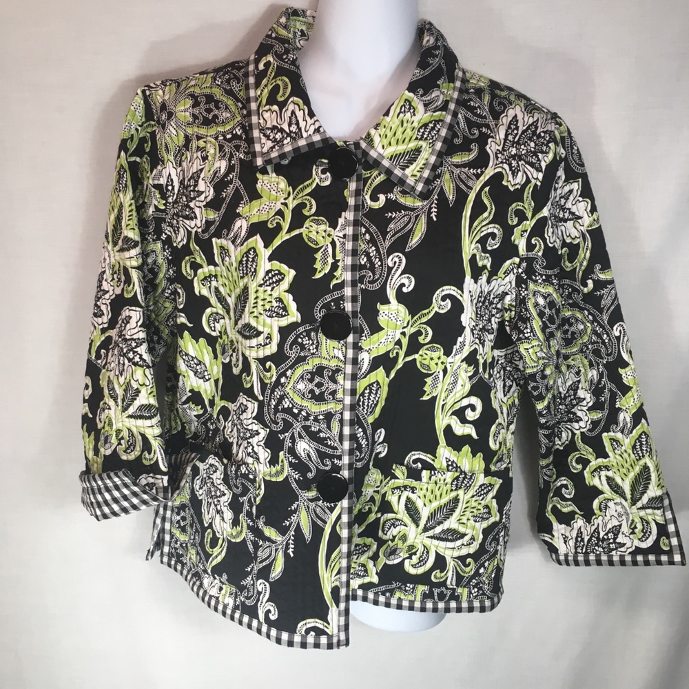 Reversible quilted 3/4 length sleeve jacket